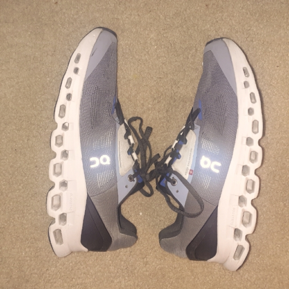 On Cloud Mens Shoes sz 11
